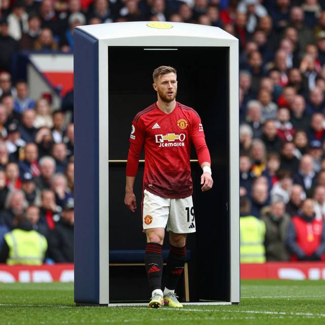 Michael Carrick – Người mở cánh cửa mơ ước cho “gà nhà” MU